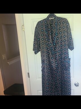 Victoria's Secret Satin Kimono Robe Black/Blue Geometric Tie Belt M/L